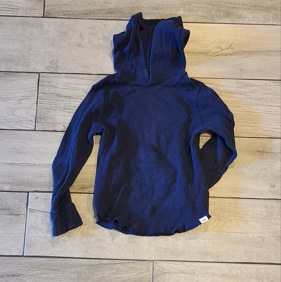 🍬 Gap boys hooded waffle knit tee🌻🍎🍋 🌷 🍀 ❄️ 🍂🧁🎀🦄🪻🐠 - Picture 1 of 2